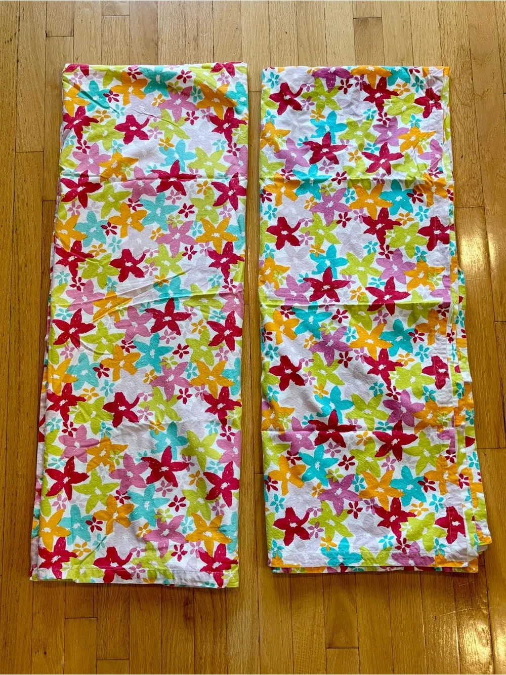 2-Tablecloths 54X60